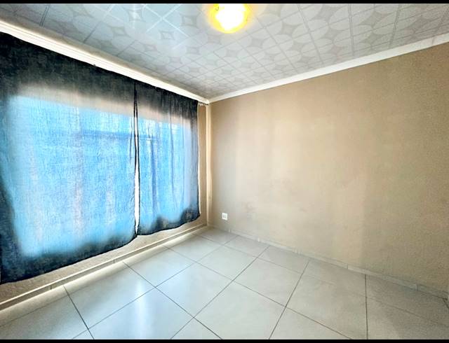 3 BEDROOM HOUSE FOR SALE IN IVY PARK